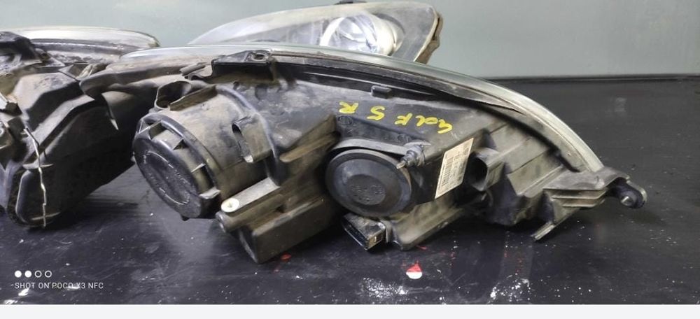 Far stanga dreapta VW golf 5 plus HELLA european