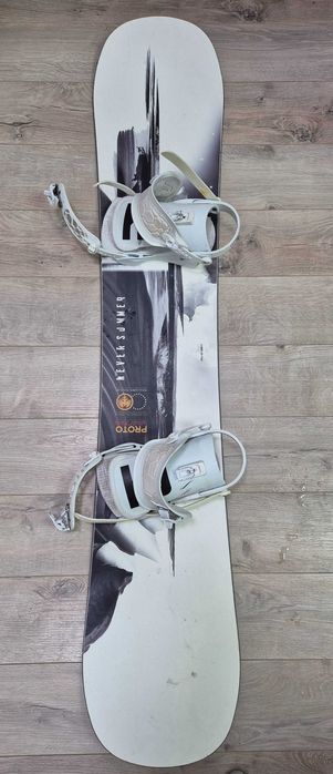 Echipament snowboard : snowboard, legaturi, boots