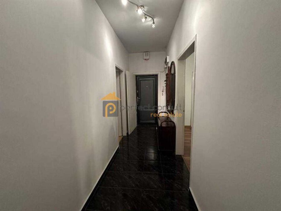 Продава се Тристаен апартамент в Пловдив, Изгрев - 65 кв.м за 1154 €/кв.м - Снимка #5