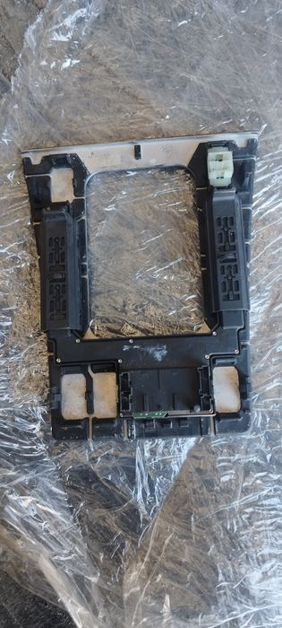 Конзола за ел стъкла мерцедес очиларка е класа w210