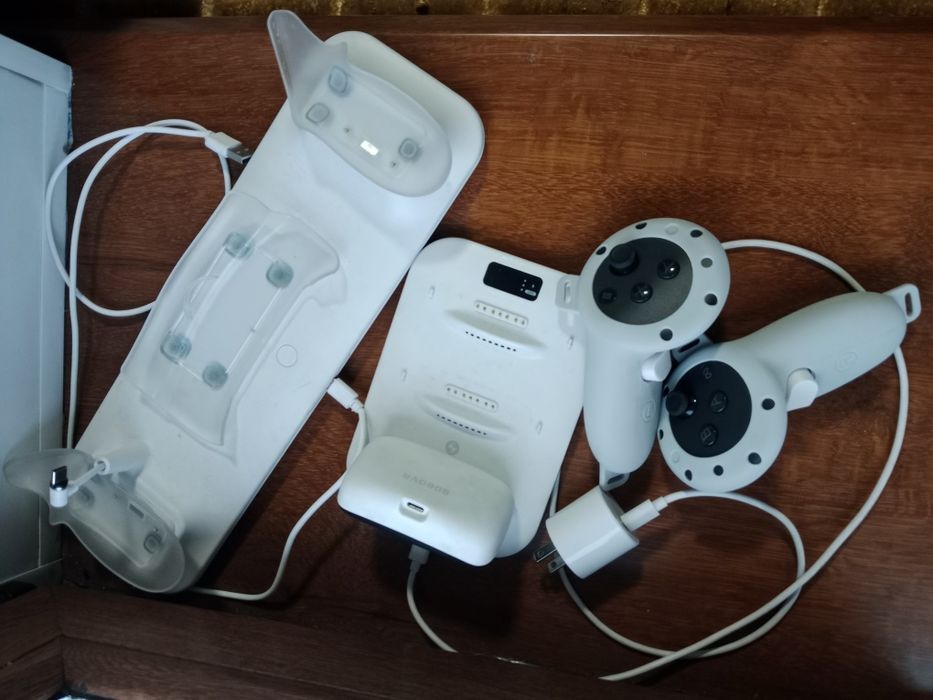 Продам очки вертуальной реальности.