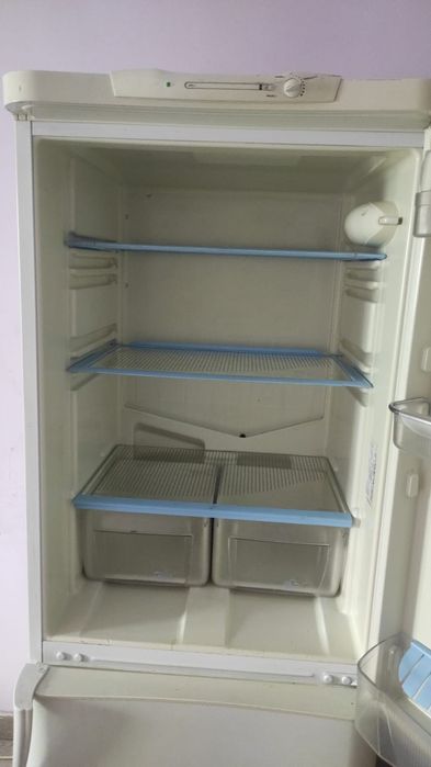 Холодильник сатылады срочно