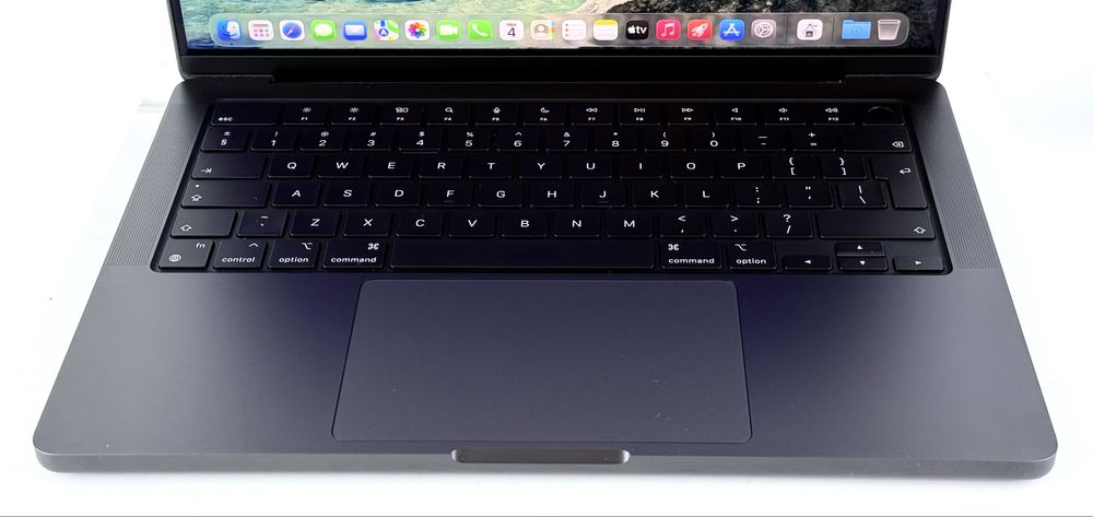 Apple MacBook Pro 14'' M4 16RAM 512SSD Black 100% Батерия! Гаранция!