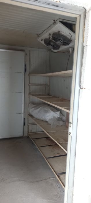 Двух камерный морозильник