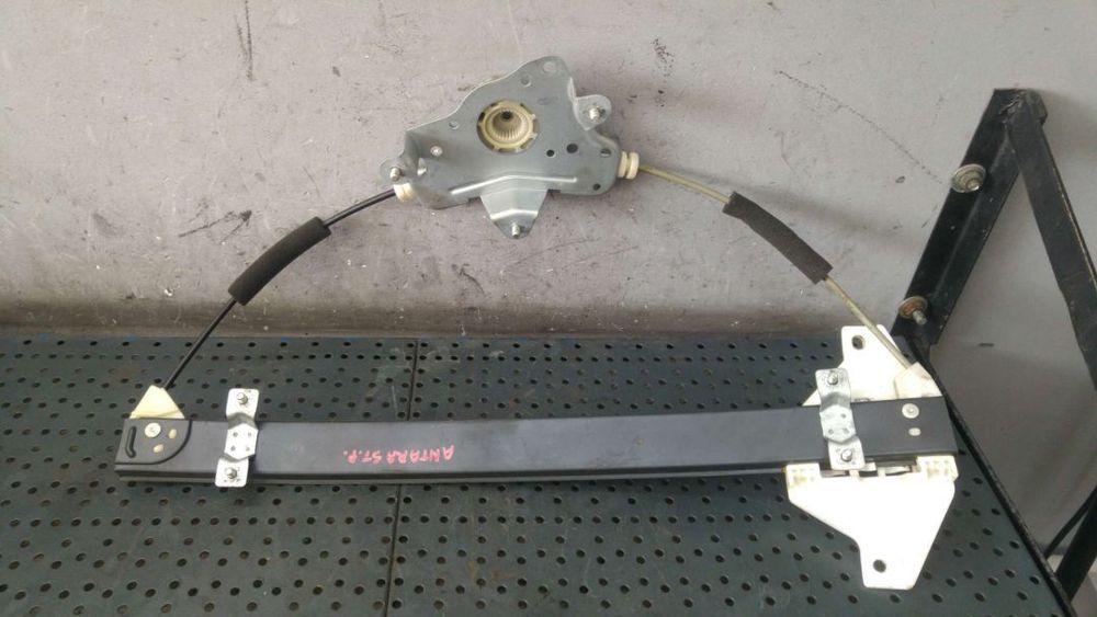 Macara geam stanga fata opel antara a l07