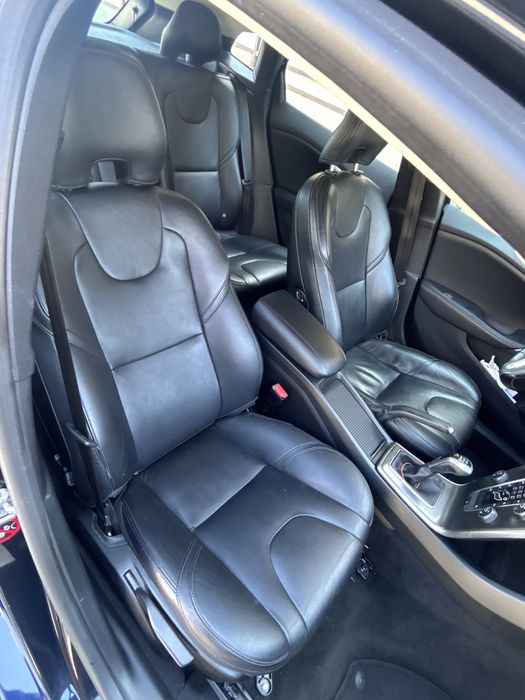 Volvo v 40 D2 euro 6