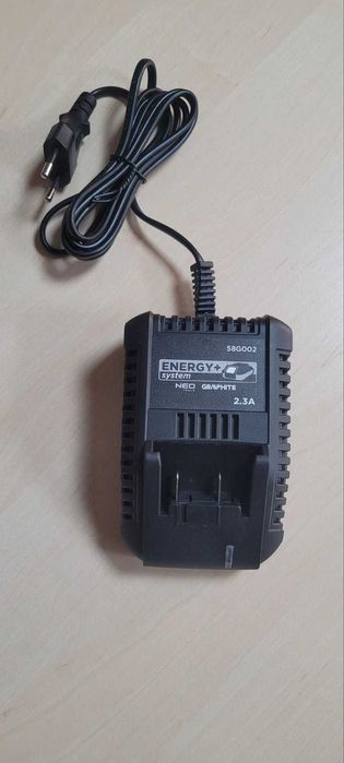 Зарядно (58G002) за батерии Energy+ за инструменти на марката Graphite
