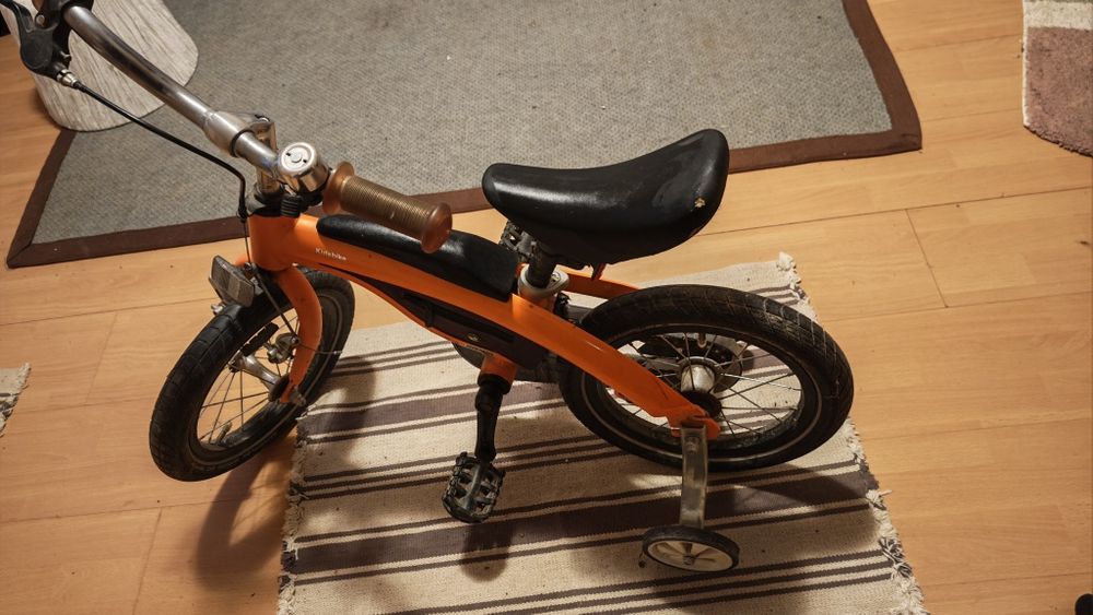 Vând bicicleta copii