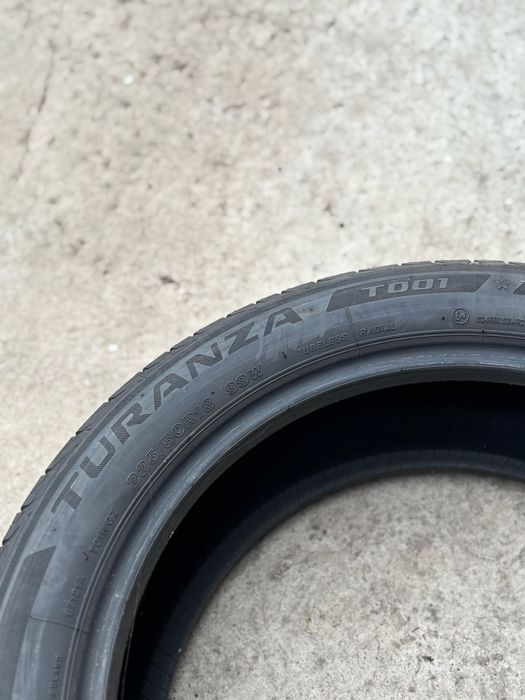 225/50/18 Bridgestone 2 бр