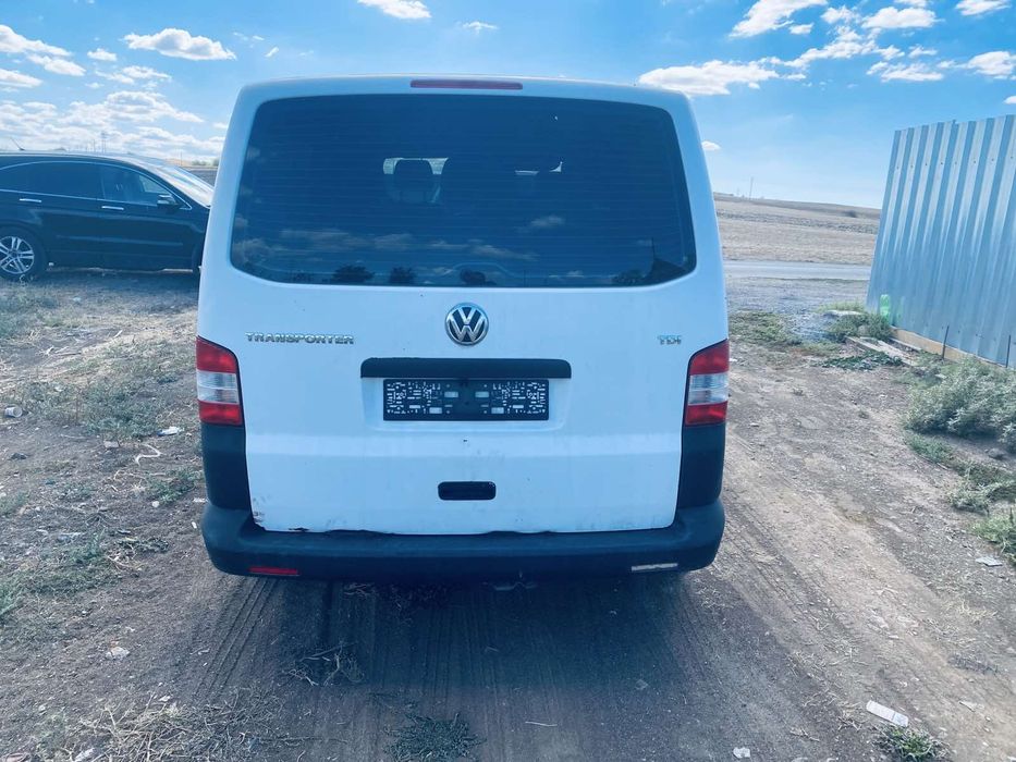 VW transporter T5 2.0tdi 102hp 2010 на части