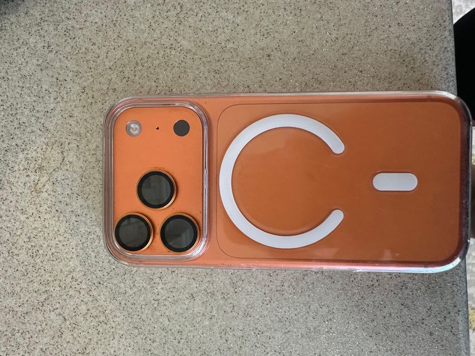 Айфон 17 про оранджвый цвет