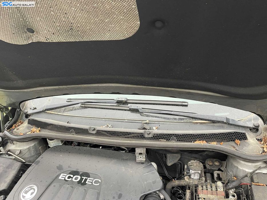 Brat cu Lama Lamela Dreapta Stergator Parbriz Opel Astra J 2009 - 2016 [C3214]