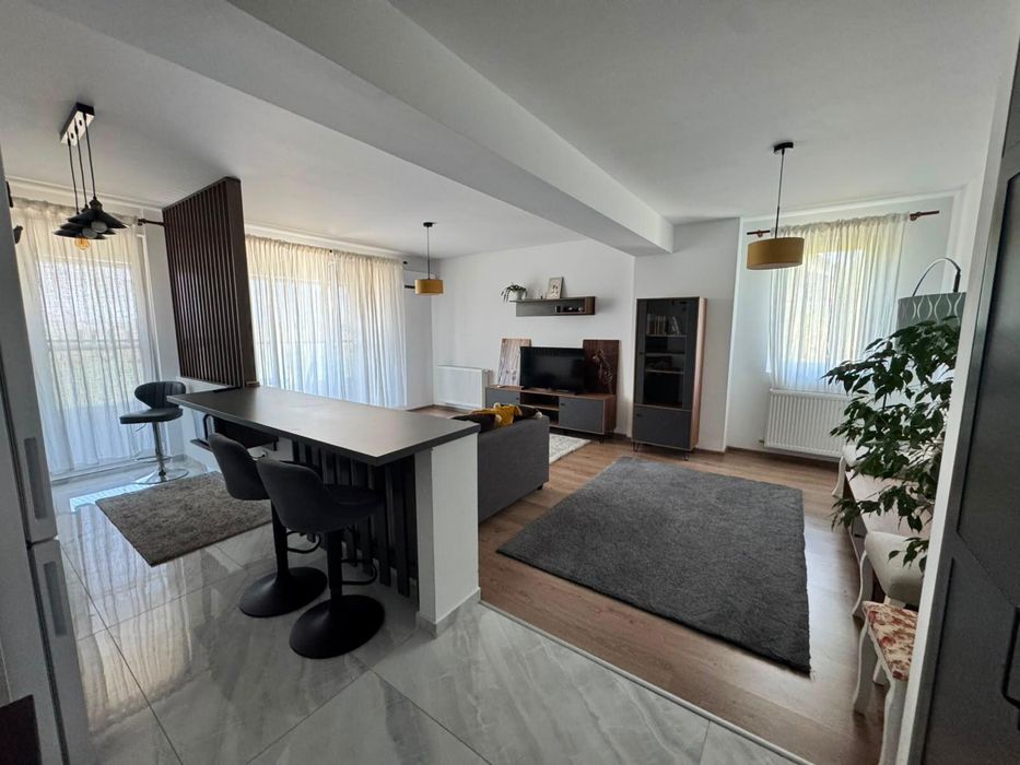 Proprietar, inchiriez apartament 2 cam