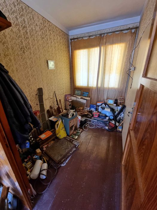 1650-Продава се къща подходяща за две семейства в село Гецово