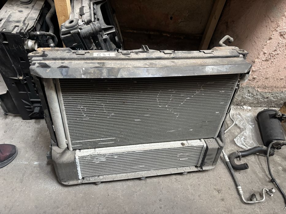 Пачка с радиатори bmw g30 g31