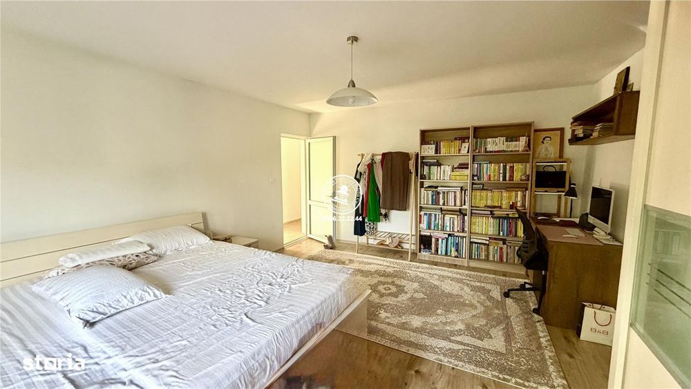 Vilă tip Duplex în Popricani • 5 Camere • Teren 460 mp