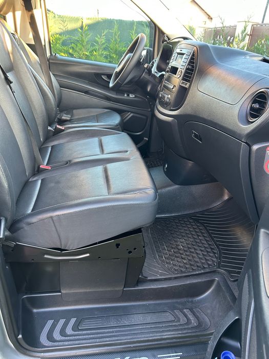 Mercedes Vito 9Locuri.