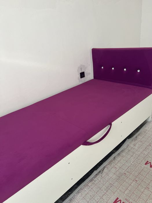 Кроват, с матрасом