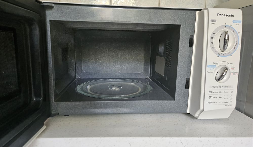 Микроволновка Panasonic бу