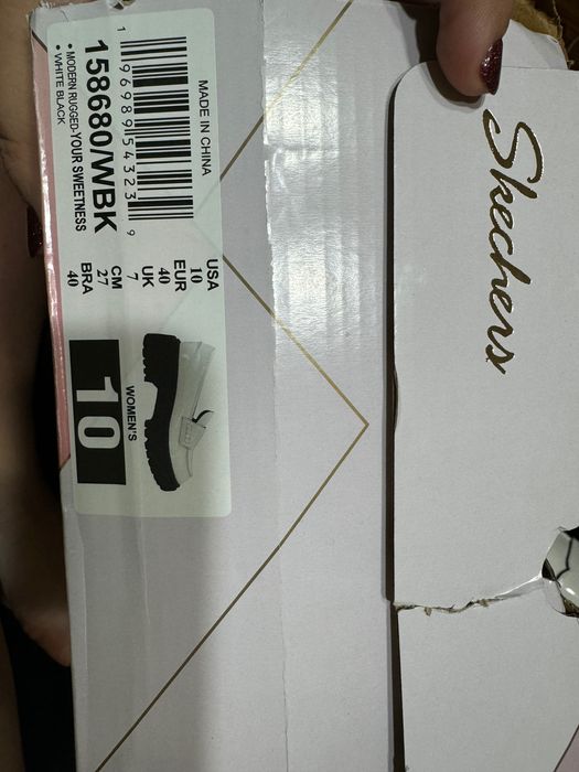 Продаются кожаные Skechers