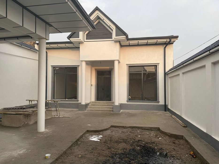 Продается участок 4 сотки с новым домом