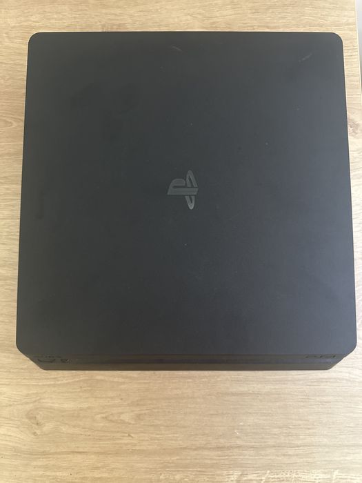 PlayStation 4 Slim