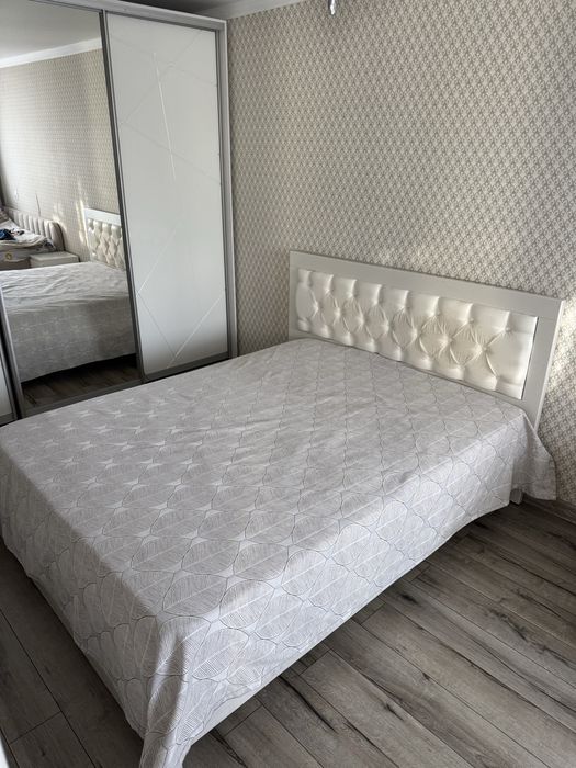Двуспальная кровать 160*200