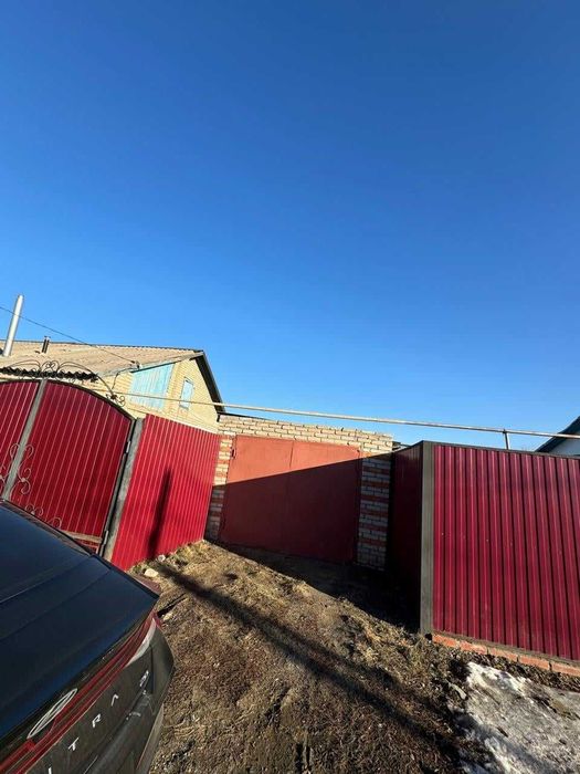 Продается теплый 4-комнатный дом в городе Тобыл