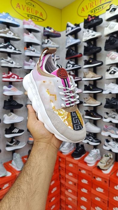 Adidasi versace