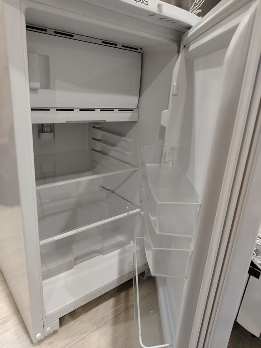 Срочно продам холодильник