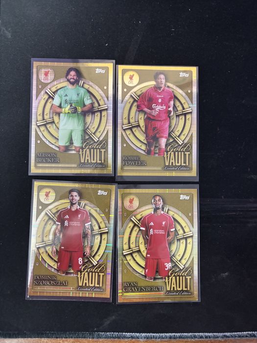 Продавам Topps сетове Барселона и Байерн