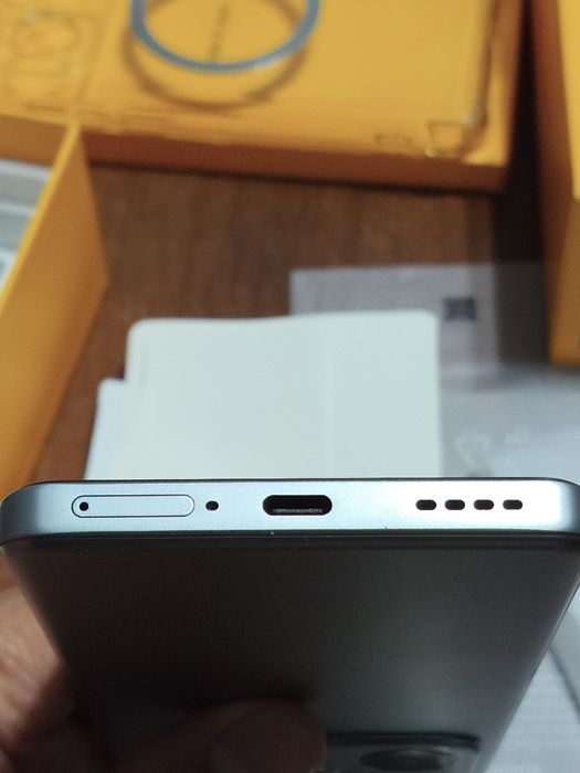 Realme P4 Power 10001 мАч Dimensity 7400 Ultra