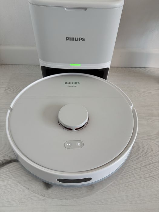 Aspirator robit Philips 2100 cu functie mop