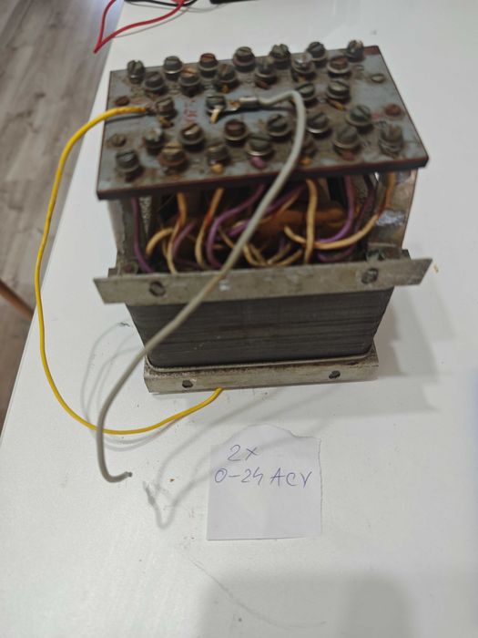 Transformator industrial 2 lini (0 - 24V) AC aproximativ 600VA, Ocazie