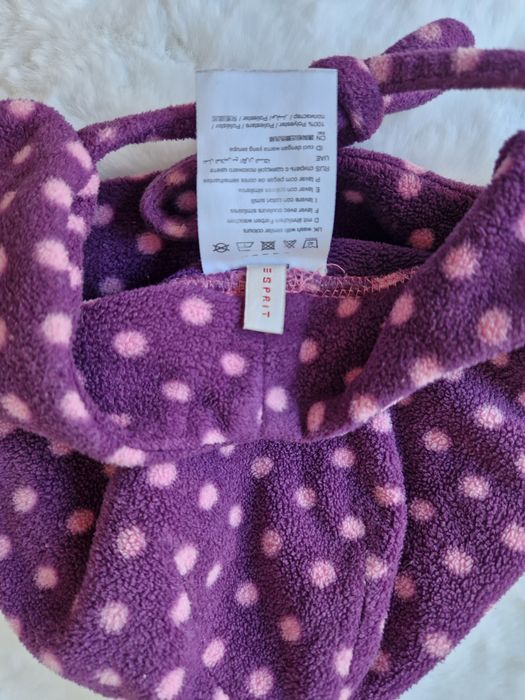 Лот шапки за момиче