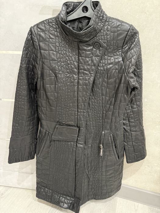 Продам куртки сезон весна/осень