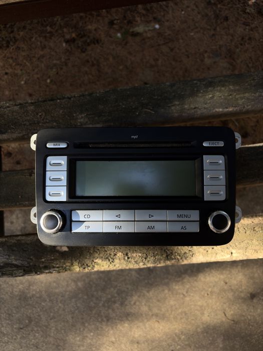 Оригинално VW RCD 300 MP3 – Golf 5, Passat B6, Touran, Jetta, Caddy