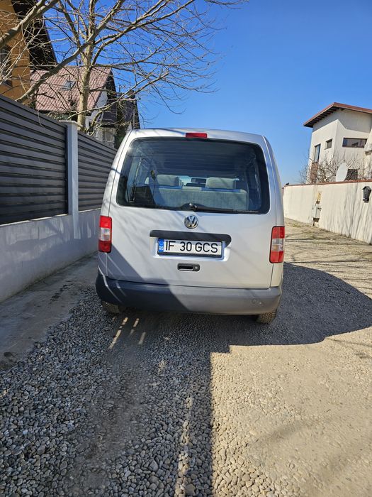 Volkswagen Caddy Life 1.6 benzina 105 Cai 7 persoane intretinut