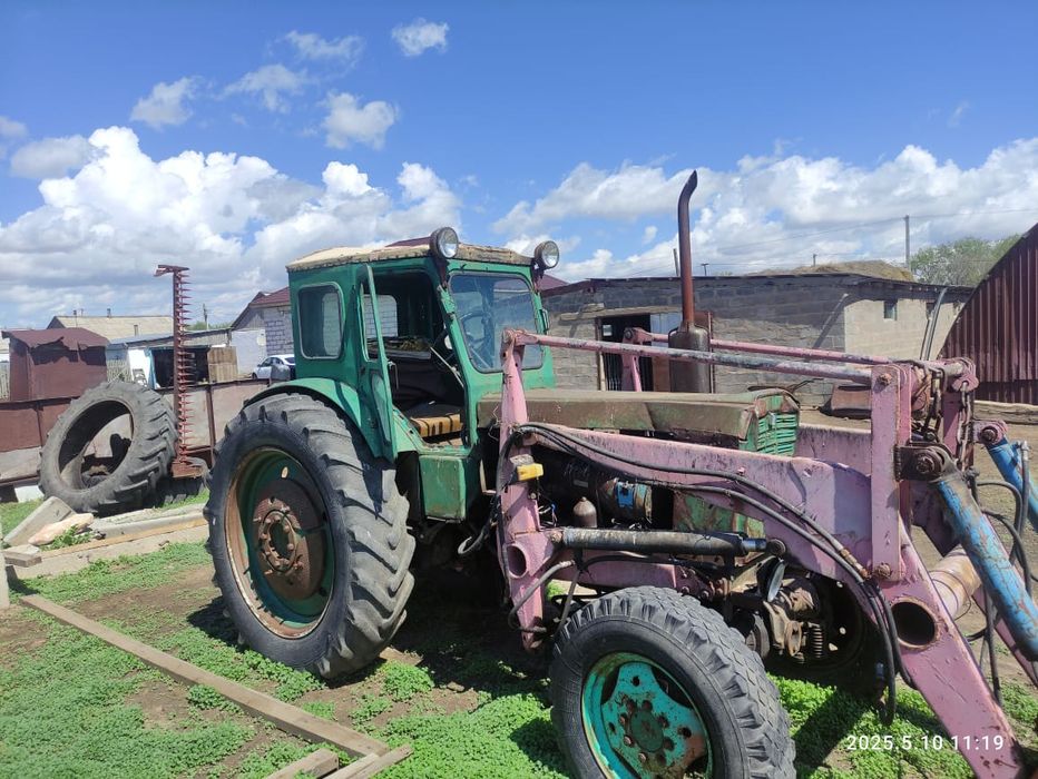 Трактор Кун ковш стогомет косилка все сборе