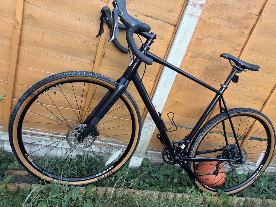 Bicicleta pinacle  grx