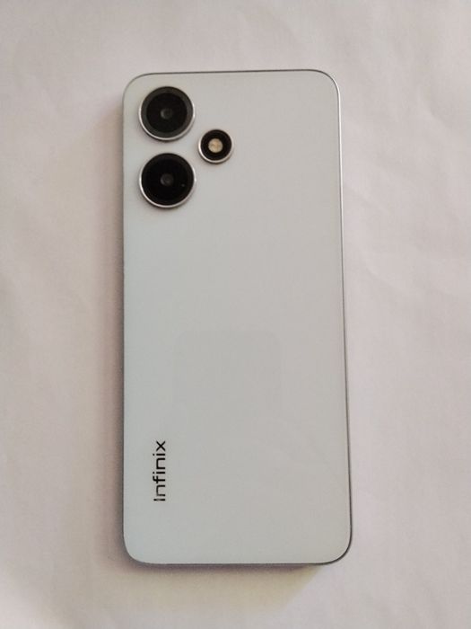 Infinix smartfon