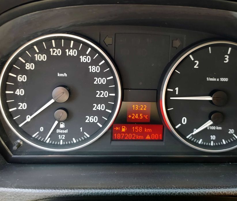 BMW 318  E91/M47/187000 км/ГАРАЖНА/3 КЛЮЧА