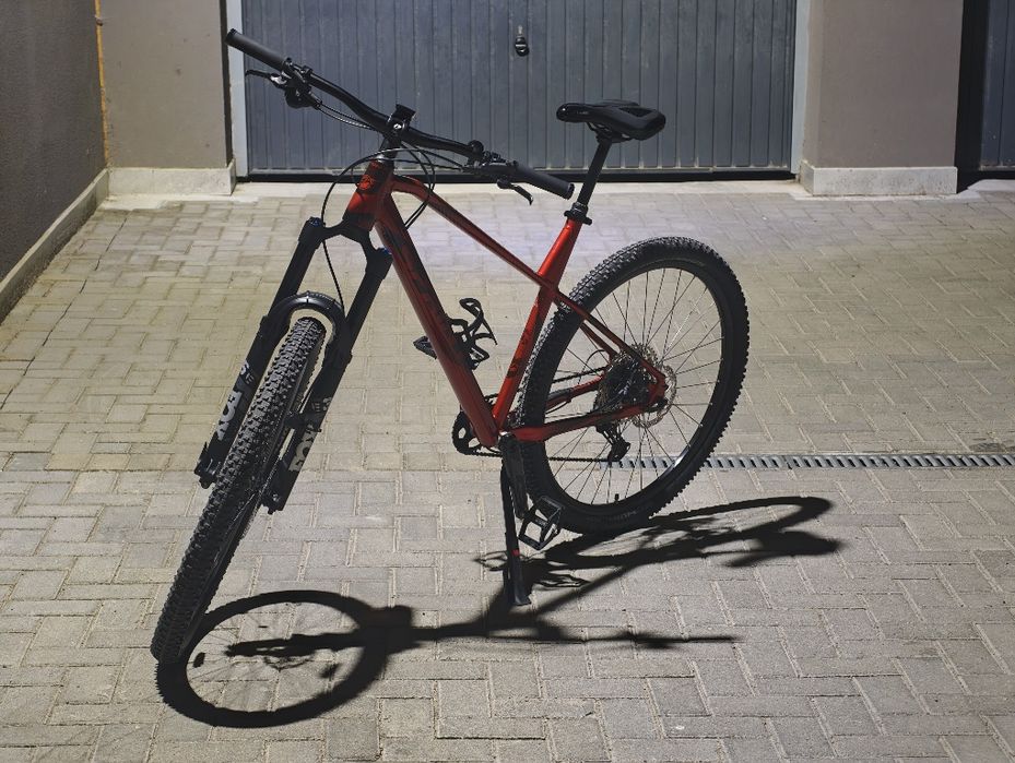 Велосипед Sprint Apolon 29 PRO – FOX 36 – Shimano Deore 1×12