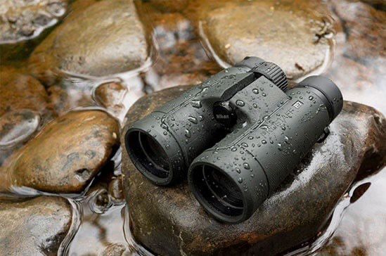 Бинокль Nikon Prostaff P7