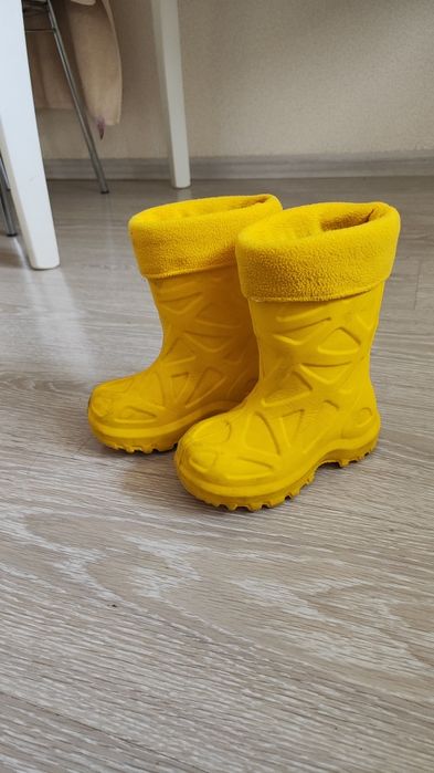 Резиновые сапоги