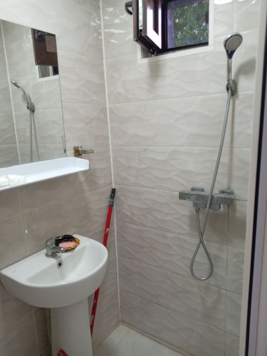 De închiriat garsoniera  mobilat utilat p din 4  aer condiționat, termopan, gresie