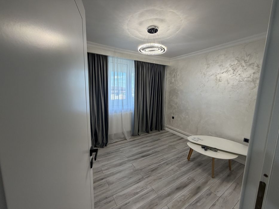 Apartament 3 camere Caracal Nou