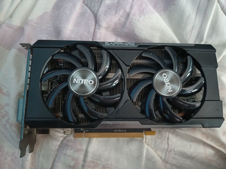 Vând placă video pentru pc