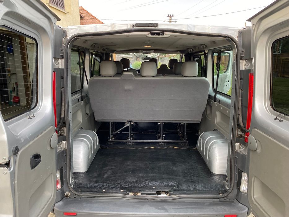 Opel Vivaro 2014 – 2.0 CDTI 114 CP – 6 viteze – 8+1 loc.