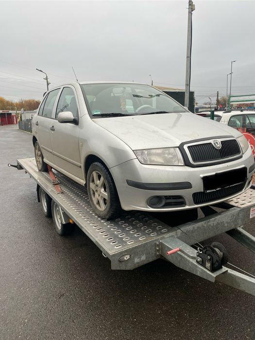Skoda Fabia pentru dezmembrari